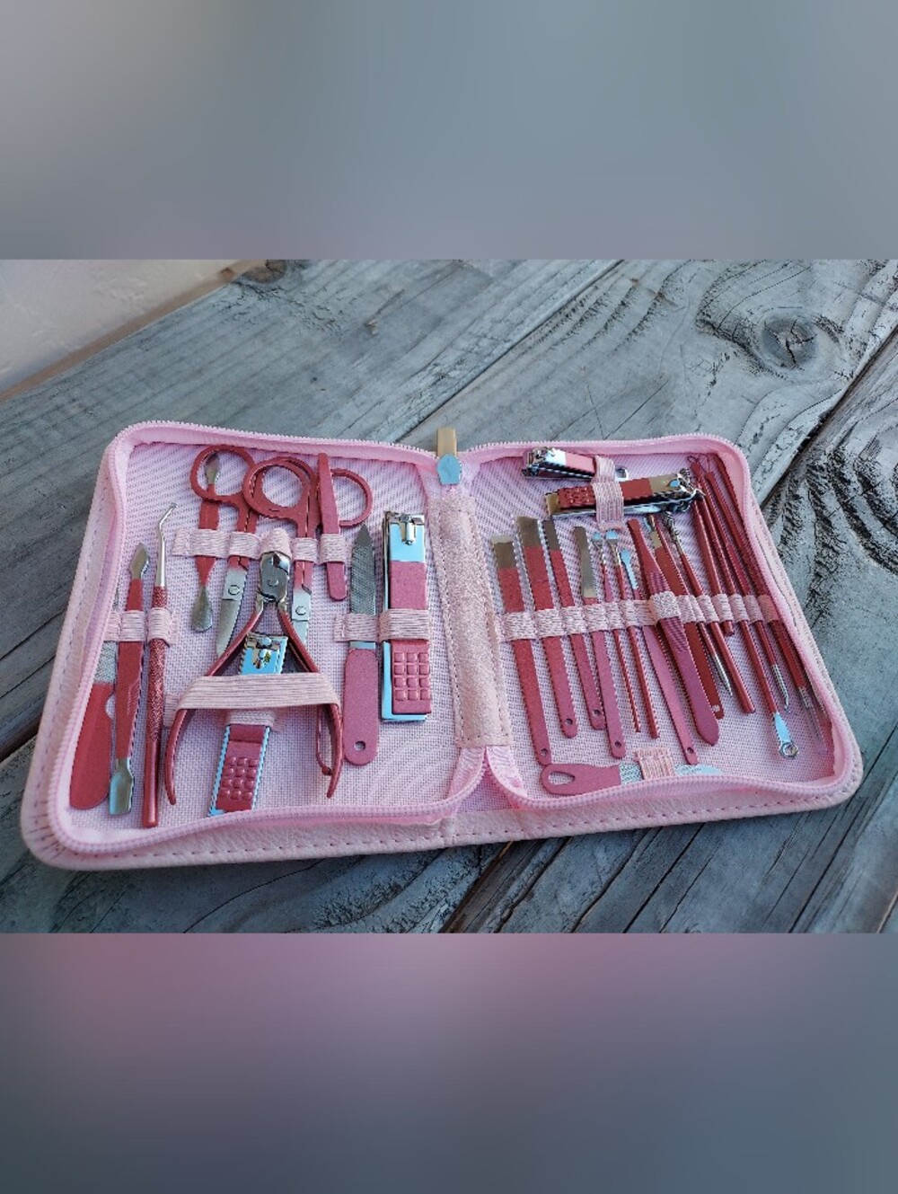 Complete Grooming Manicure & Pedicure Kit
